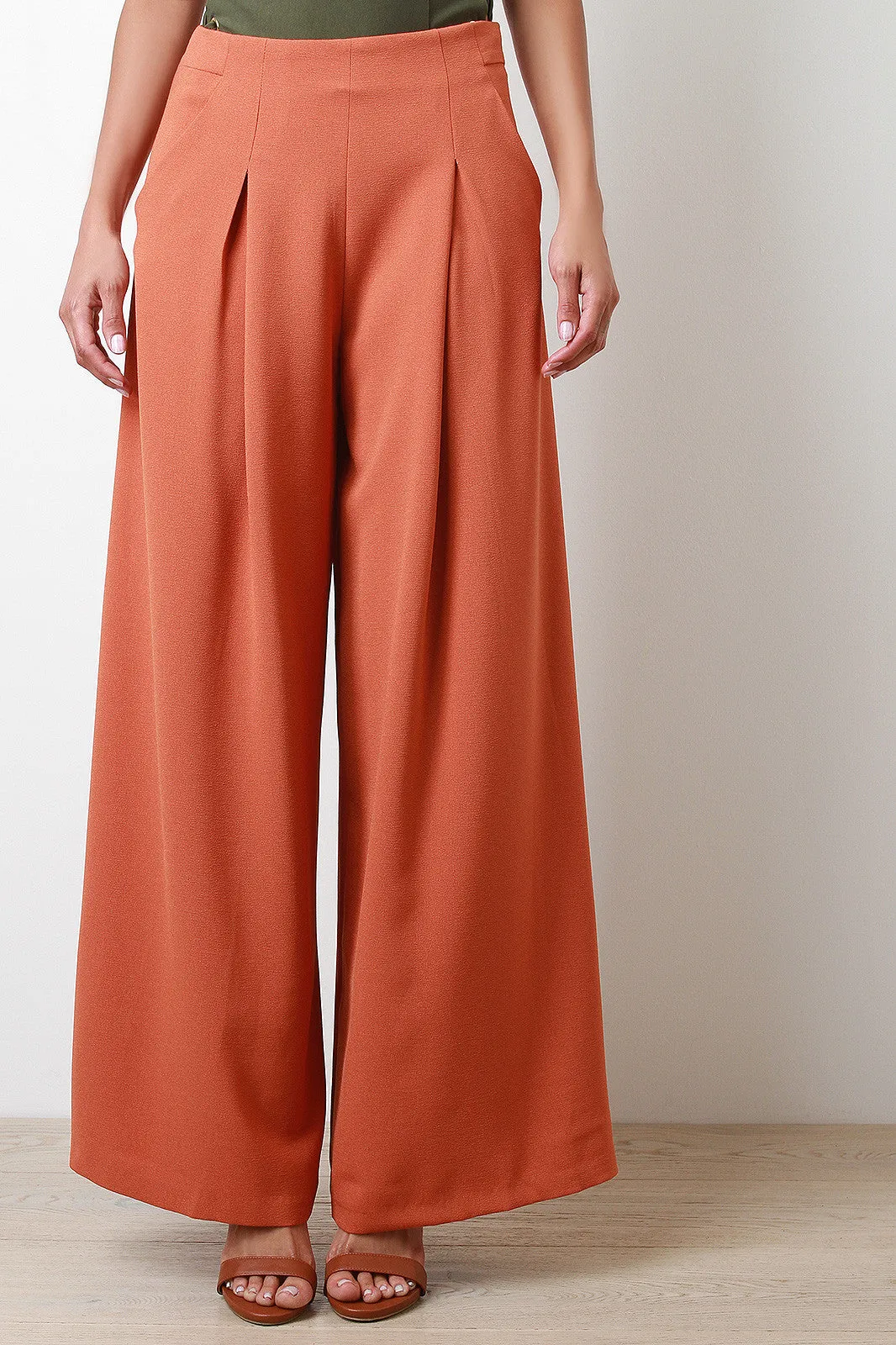 Inverted Pleat Wide Leg Pants