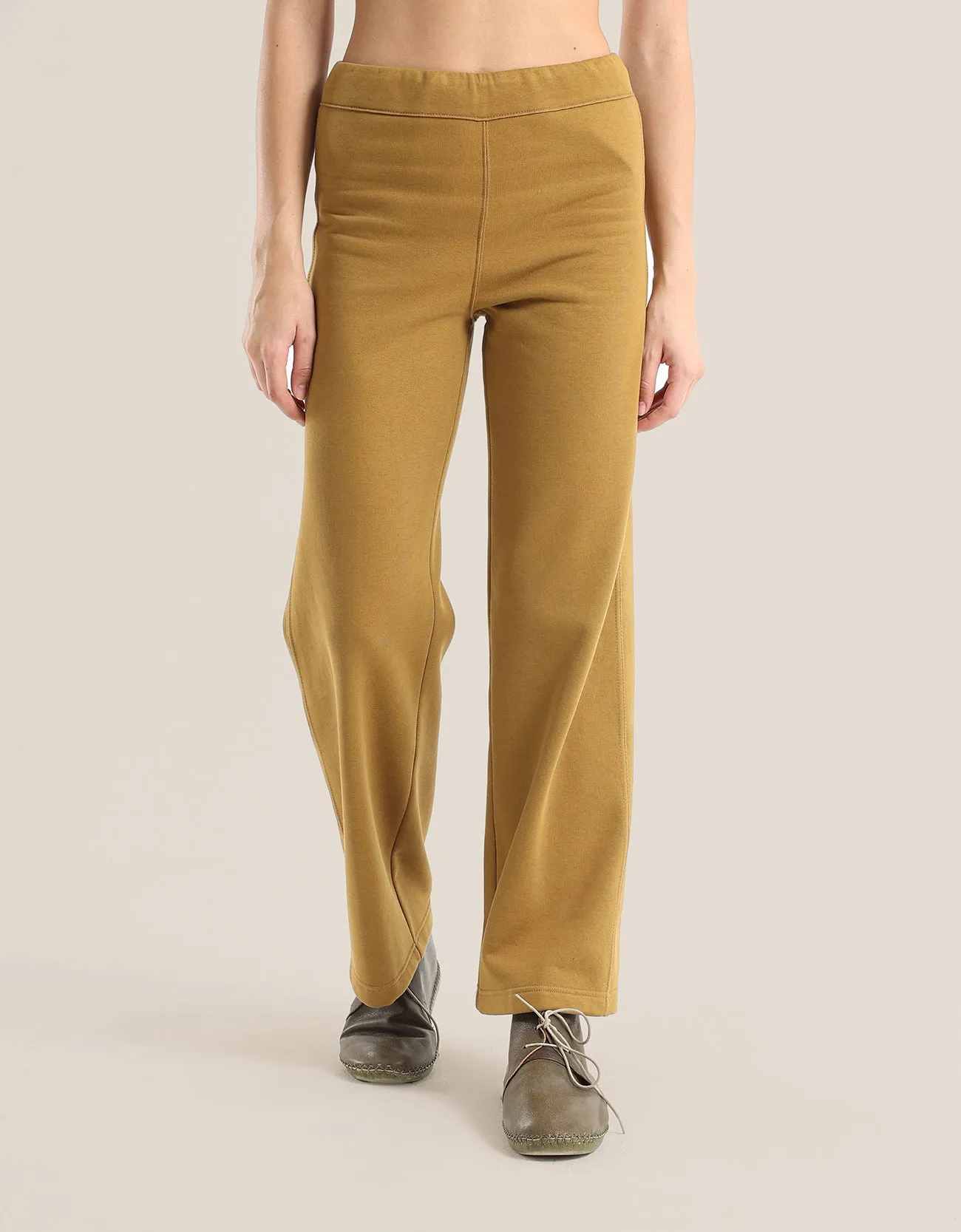 Wide leg milton pants with elastic on the back