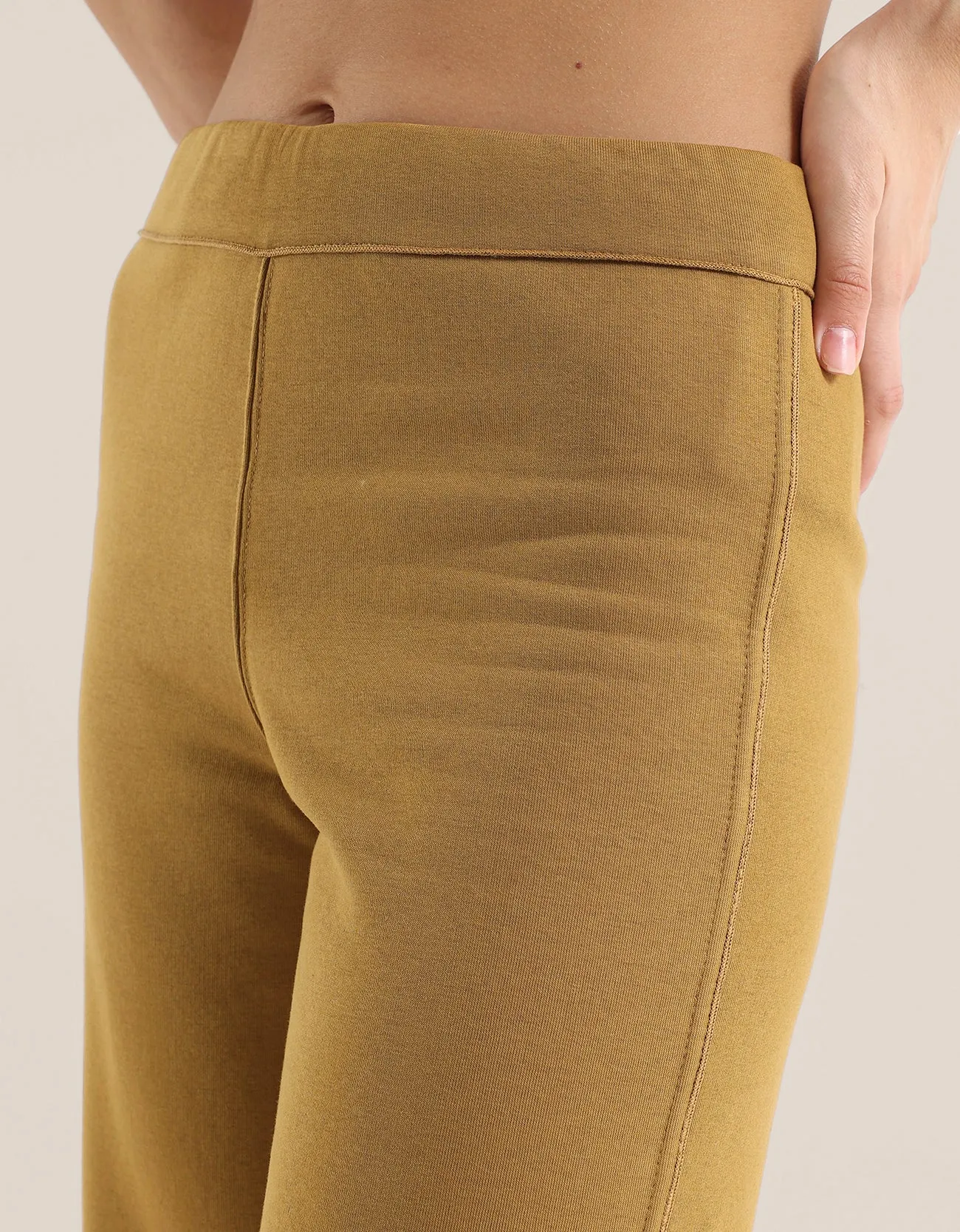 Wide leg milton pants with elastic on the back